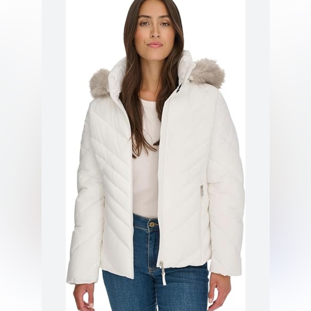 Tommy Hilfiger Women's White Puffer Jacket with Faux Fur Trim